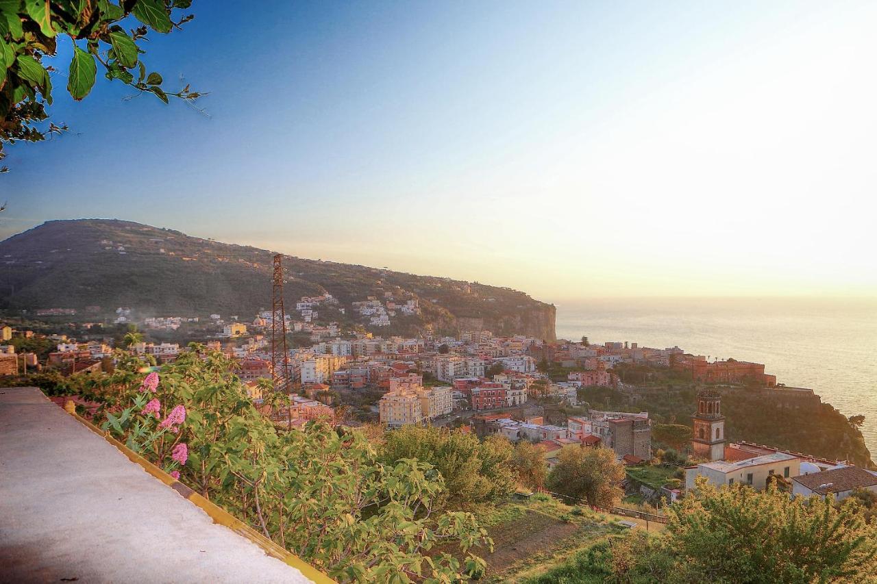 Rama Apartament Vico Equense Esterno foto