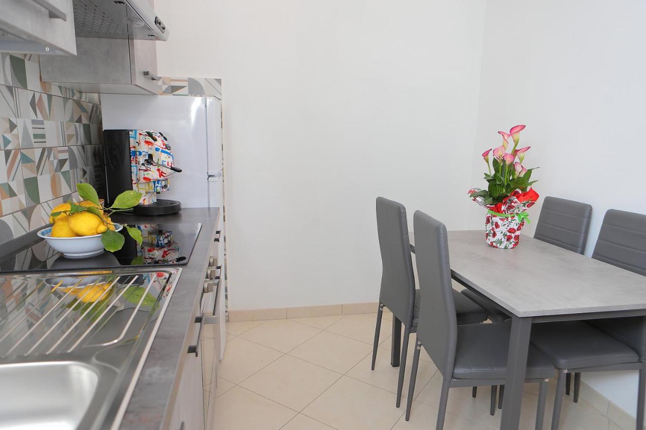 Rama Apartament Vico Equense Esterno foto