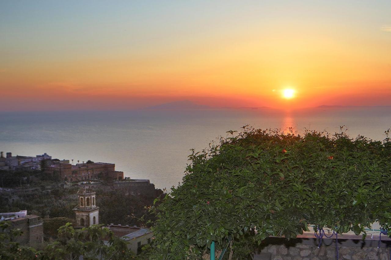 Rama Apartament Vico Equense Esterno foto