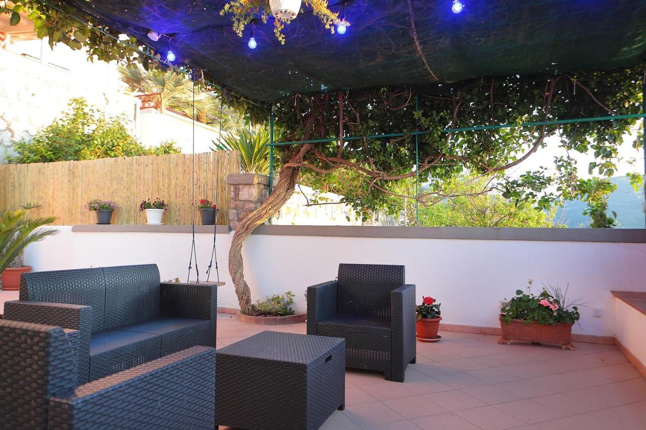 Rama Apartament Vico Equense Esterno foto